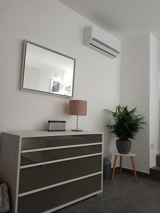 Duplex Maisonette With Heated P-Pool And Jacuzzi San Ġiljan Exterior foto