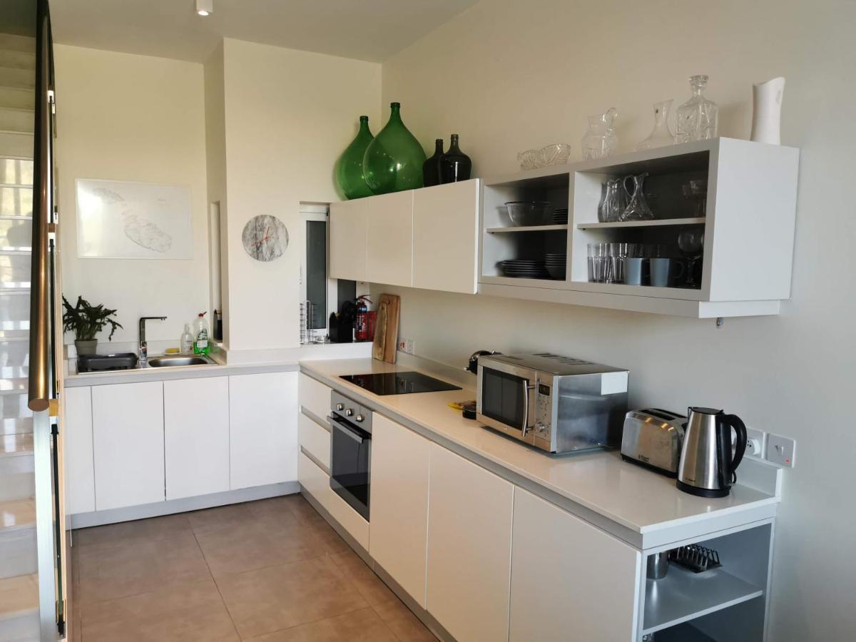 Duplex Maisonette With Heated P-Pool And Jacuzzi San Ġiljan Exterior foto